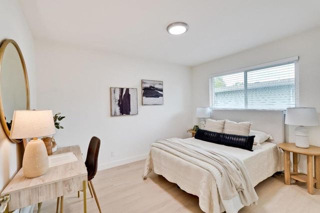 2047 Montecito Avenue 7, Mountain View, CA 94043