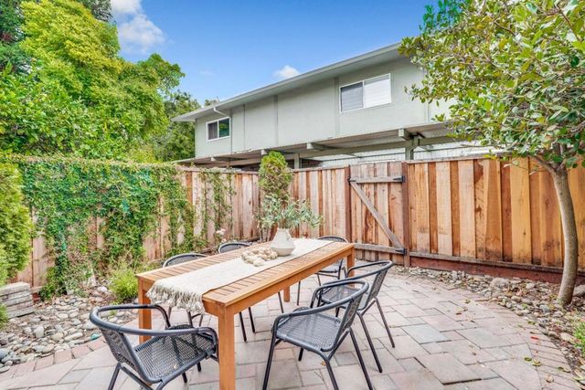 2047 Montecito Avenue 7, Mountain View, CA 94043