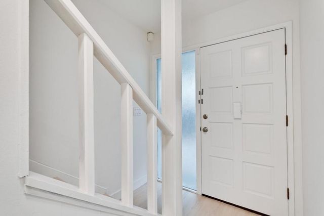 2047 Montecito Avenue 7, Mountain View, CA 94043