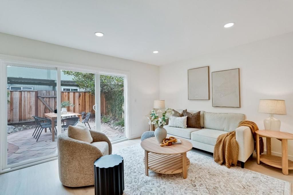 2047 Montecito Avenue 7, Mountain View, CA 94043