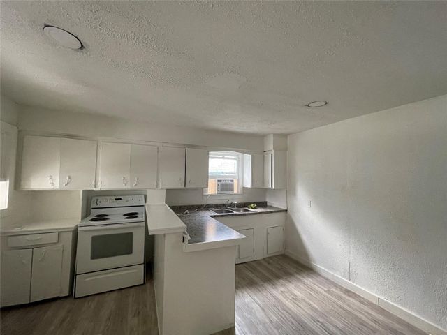 4602 Leffingwell Street, Houston, TX 77026