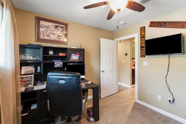 609 David Avenue, League City, TX 77573