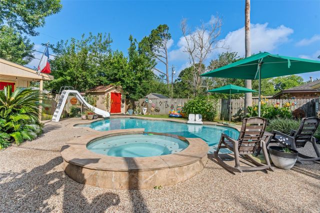 609 David Avenue, League City, TX 77573