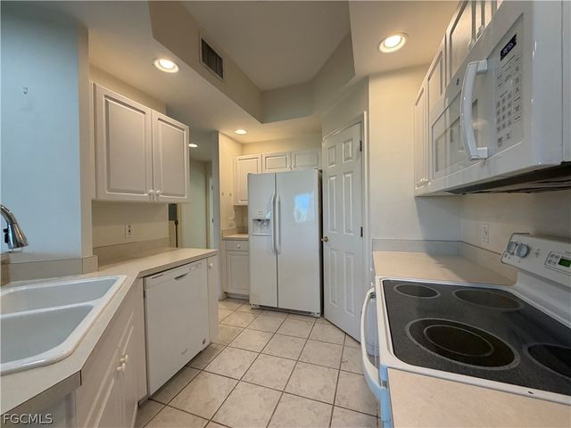 14999 Rivers Edge CT 202, Fort Myers, FL 33908