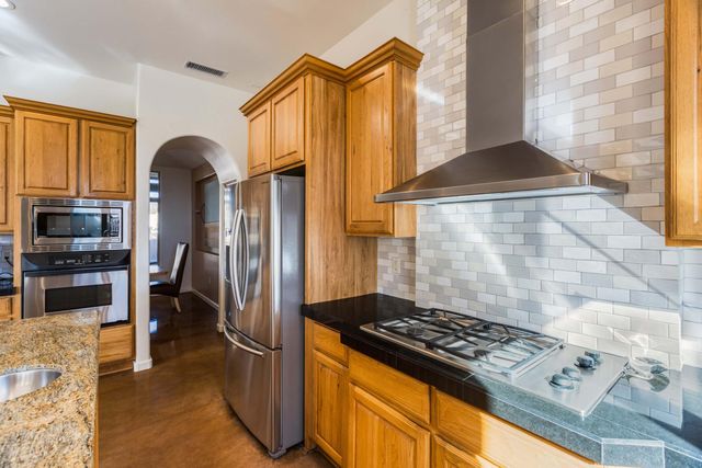 2201 Rozinante Court NW, Albuquerque, NM 87104