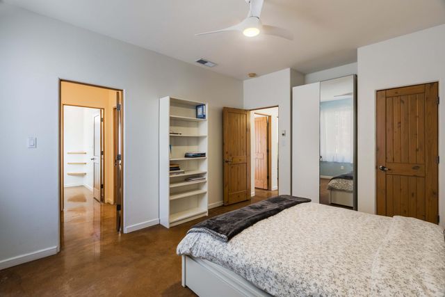 2201 Rozinante Court NW, Albuquerque, NM 87104