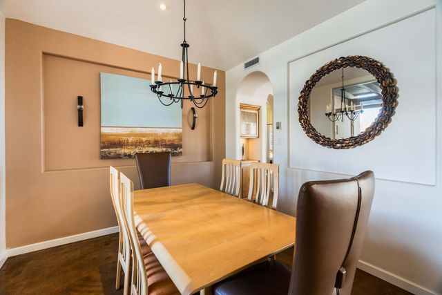 2201 Rozinante Court NW, Albuquerque, NM 87104