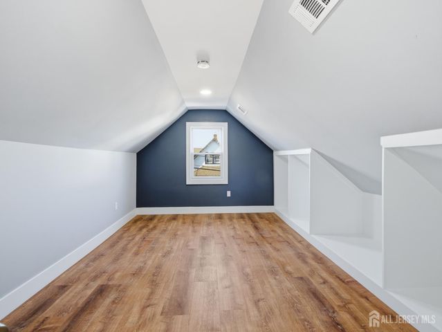 14 John Street, Carteret, NJ 07008