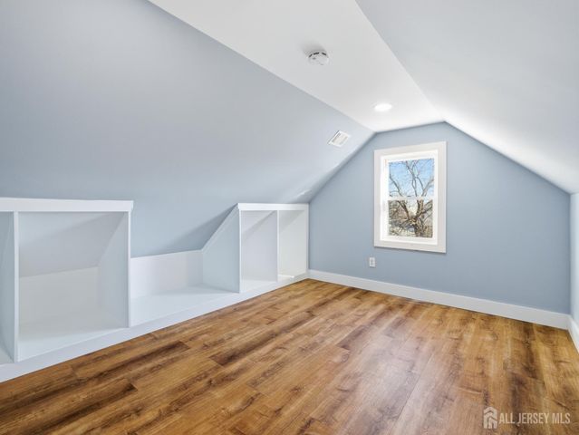 14 John Street, Carteret, NJ 07008