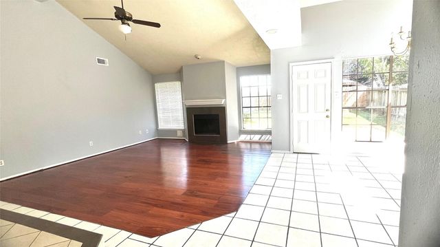 7927 Manzano Drive, Houston, TX 77083