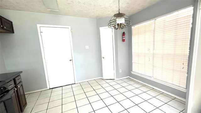 7927 Manzano Drive, Houston, TX 77083