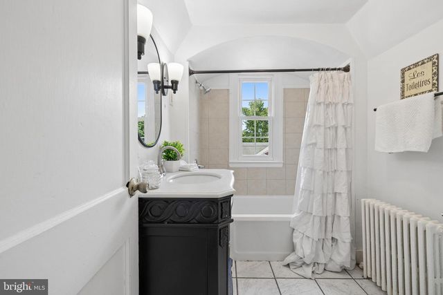 564 ORCHARD ST, Strasburg, VA 22657