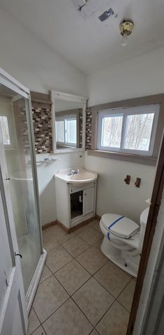 99 Route 27, Raymond, NH 03077