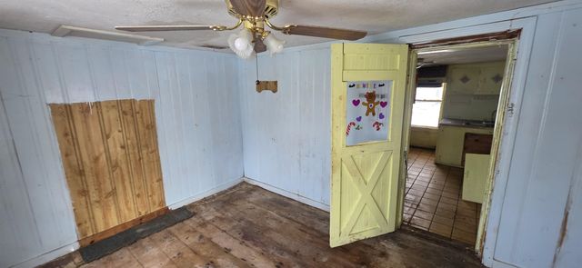 99 Route 27, Raymond, NH 03077