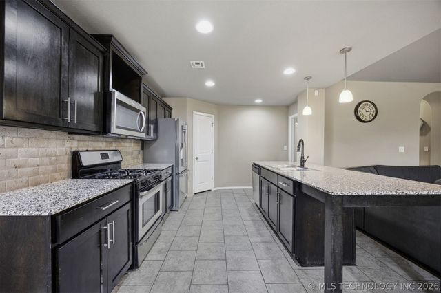 11309 N 147th East Place, Owasso, OK 74055