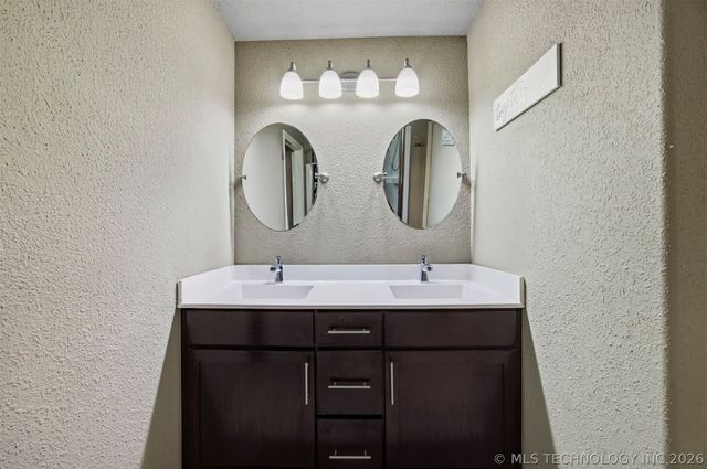 11309 N 147th East Place, Owasso, OK 74055