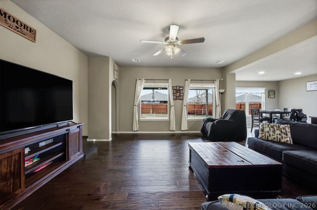 11309 N 147th East Place, Owasso, OK 74055