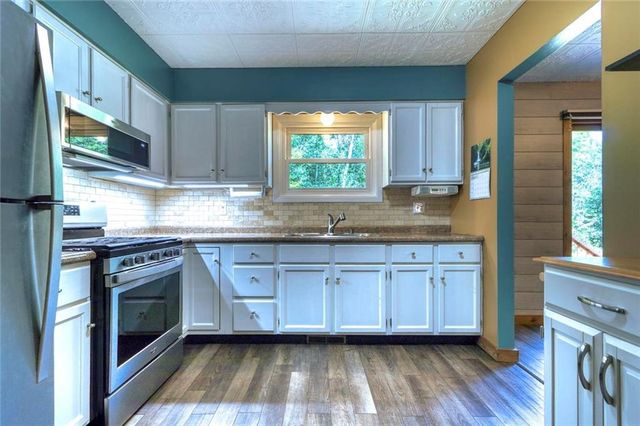 15230 W Elza Square, Hayward, WI 54843