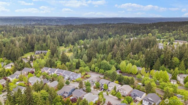 22456 NE 102nd Place, Redmond, WA 98053