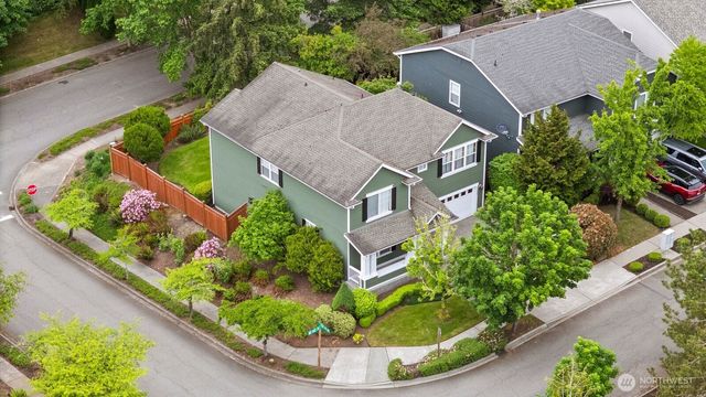 22456 NE 102nd Place, Redmond, WA 98053