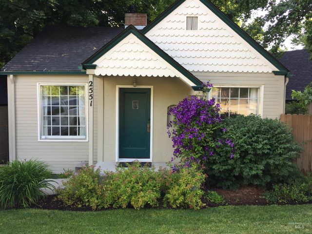2551 W Hill Rd, Boise, ID 83702
