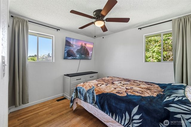 471 SE Glencoe Street, Oak Harbor, WA 98277
