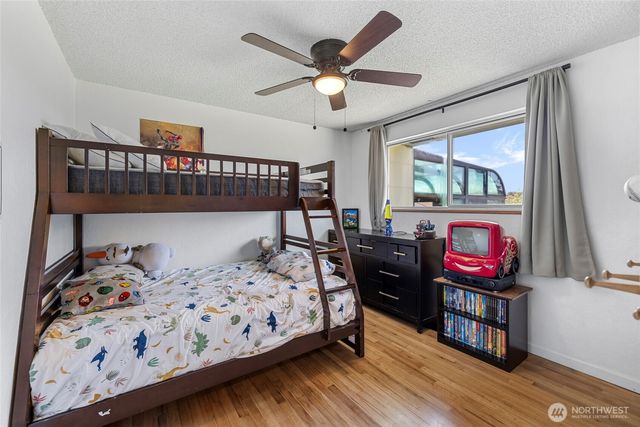 471 SE Glencoe Street, Oak Harbor, WA 98277
