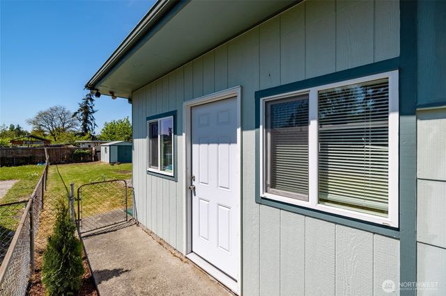471 SE Glencoe Street, Oak Harbor, WA 98277