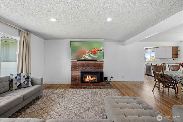 471 SE Glencoe Street, Oak Harbor, WA 98277