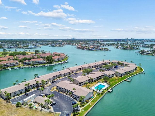 505 PLAZA SEVILLE COURT 12, Treasure Island, FL 33706
