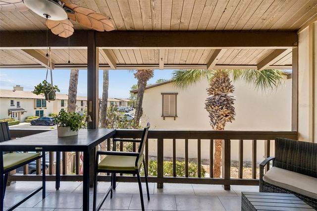 505 PLAZA SEVILLE COURT 12, Treasure Island, FL 33706