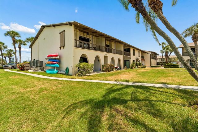 505 PLAZA SEVILLE COURT 12, Treasure Island, FL 33706