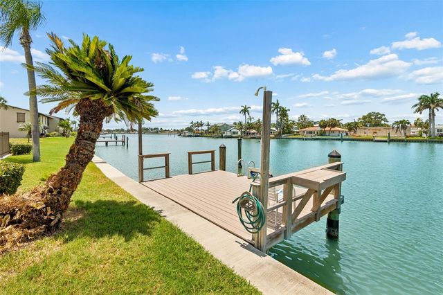 505 PLAZA SEVILLE COURT 12, Treasure Island, FL 33706