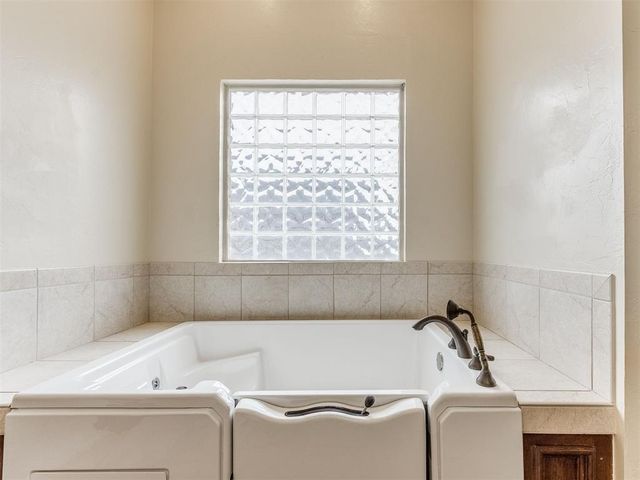 9818 Prosper Drive, Oklahoma City, OK 73151