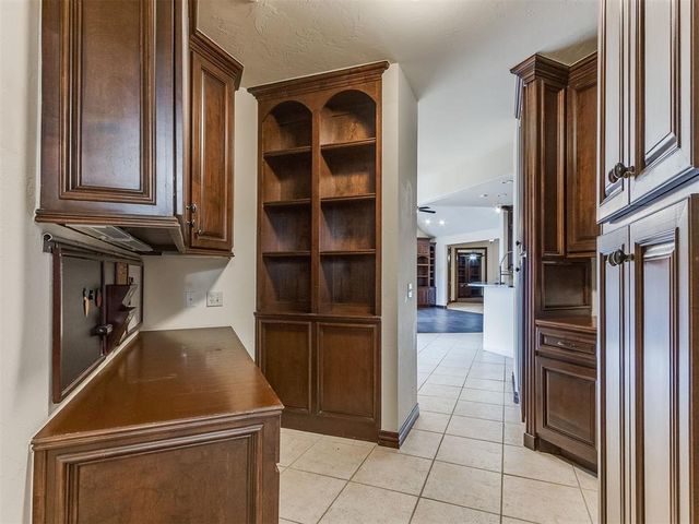 9818 Prosper Drive, Oklahoma City, OK 73151