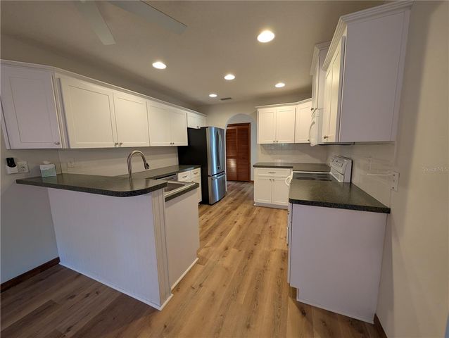 3741 THORNBUSH LANE, New Port Richey, FL 34655