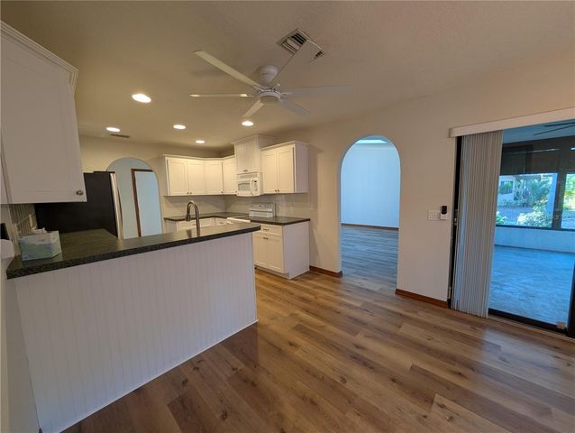 3741 THORNBUSH LANE, New Port Richey, FL 34655