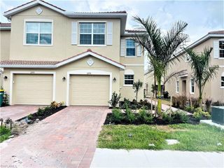 2775 Blossom WAY, Naples, FL 34120
