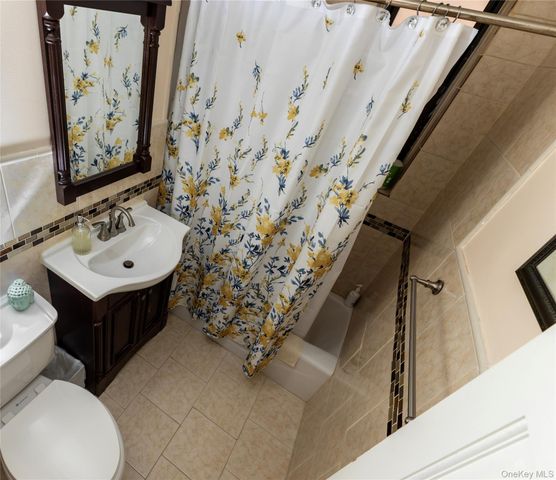 3231 Barker Avenue 1A, Bronx, NY 10467