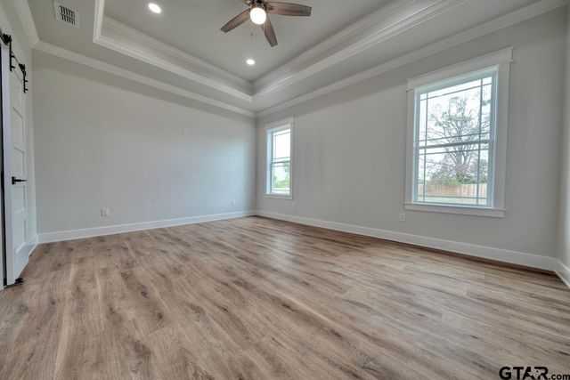 19383 Ridge Point Circle, Lindale, TX 75771