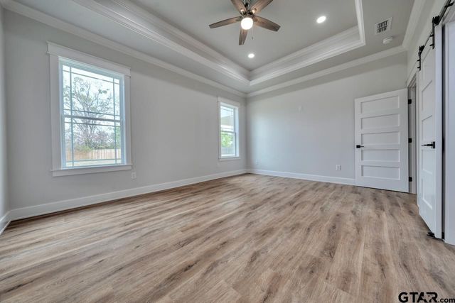 19383 Ridge Point Circle, Lindale, TX 75771