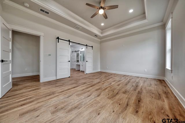 19383 Ridge Point Circle, Lindale, TX 75771