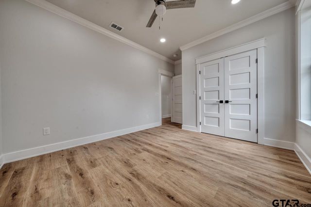 19383 Ridge Point Circle, Lindale, TX 75771