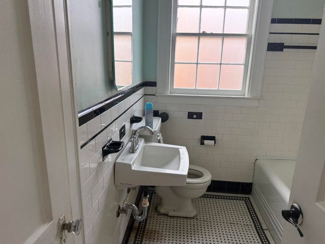 930 N IDLEWILD ST N, Memphis, TN 38107