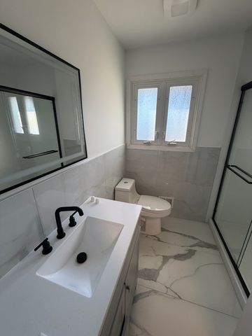 8901 Octavia Avenue, Morton Grove, IL 60053