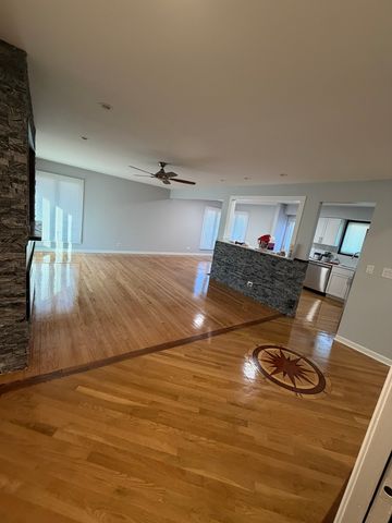 8901 Octavia Avenue, Morton Grove, IL 60053