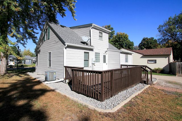 642 Juul Road SW, Hutchinson, MN 55350