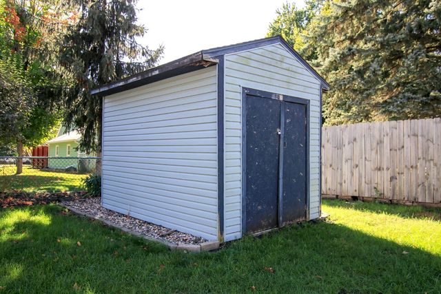 642 Juul Road SW, Hutchinson, MN 55350