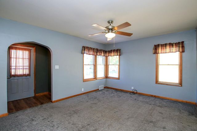 642 Juul Road SW, Hutchinson, MN 55350