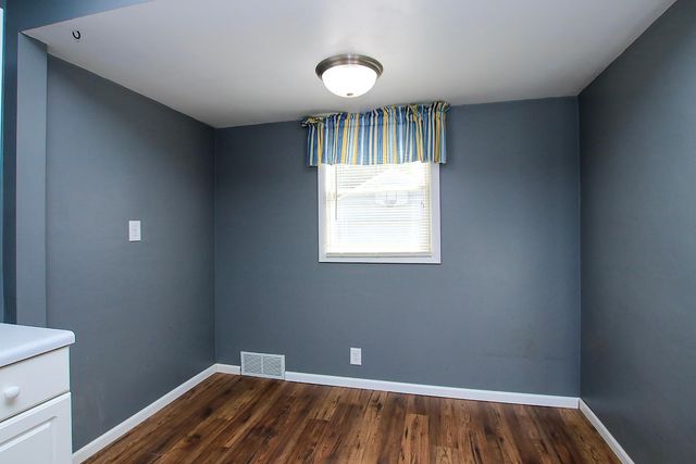 642 Juul Road SW, Hutchinson, MN 55350